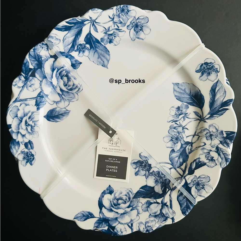 🎁4PC Farmhouse Melamine Plates- 10.75” Dinner Plate with Scallops - Blue & White